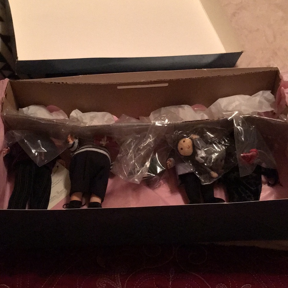 Madam Alexander Addams Family set